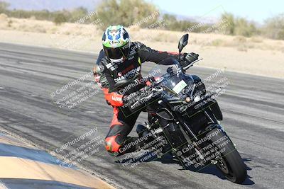 media/Dec-04-2025-Racers Edge (Thu) [[5ebc9f124d]]/3-B Group/3-Session 2 (Turn 7 Inside)/